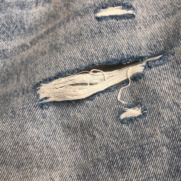 Gap Men Distressed Jean Shorts Size 32 - Picture 5 of 12